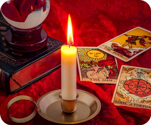 Tarot Teachings: A Fresh Look at Tarot Wisdom by Avia